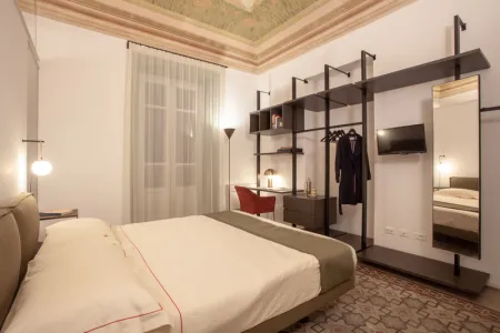 Deluxe Room 1