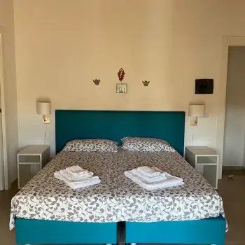 Your Travel Friend Sicily Pop-Up Coliving | 30 Notti – Camera privata