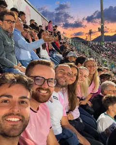Partita di calcio del Palermo FC — Vivi il calcio insieme ai siciliani - Gallery