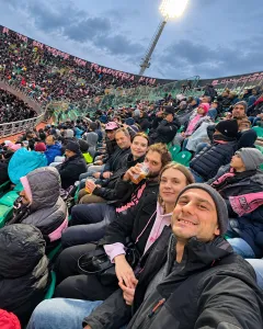 Partita di calcio del Palermo FC — Vivi il calcio insieme ai siciliani - Gallery